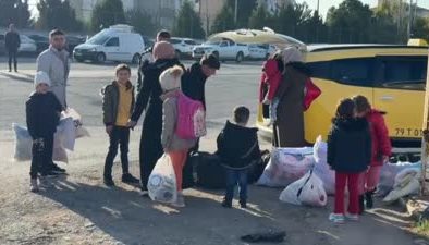 Suriyeliler Esed’in devrilişiyle ülkelerine dönüyor