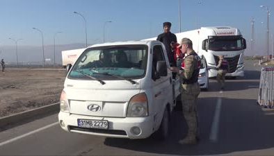 Esed rejiminin devrilmesinin ardından Türkiye’deki Suriyeliler ülkelerine dönüyor