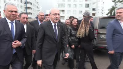 Eski CHP Genel Başkanı Kılıçdaroğlu, dünürünün cenaze törenine katıldı