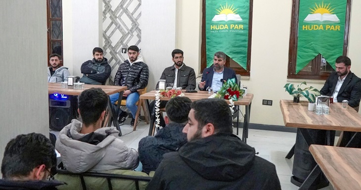 Festivallere harcanan bütçeyle imkanı olmayan gençlerin evlilik sorunları çözülebilir