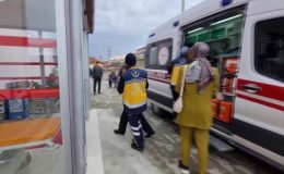 Gıda zehirlenmesi şüphesiyle 43 öğrenci hastaneye kaldırıldı