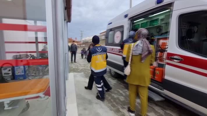 Gıda zehirlenmesi şüphesiyle 43 öğrenci hastaneye kaldırıldı