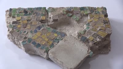 Harran’daki katedral kazısında 5. yüzyıldan kalma vitraylar bulundu