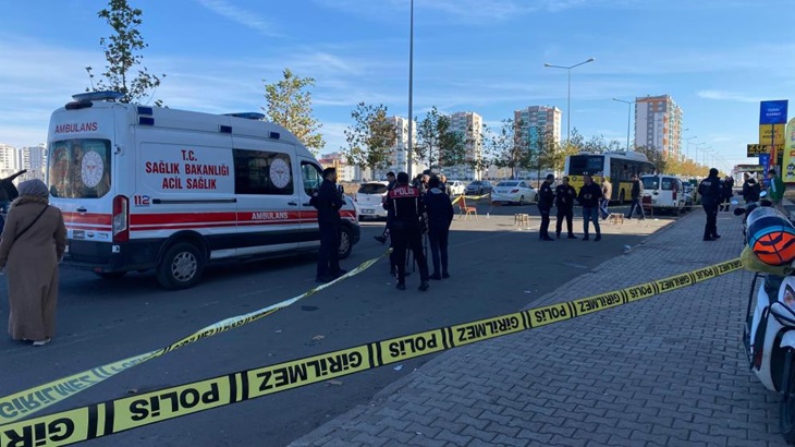 Diyarbakır’da kahvede silahlı kavga