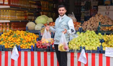 Kahramanmaraş’ta askıda meyve dayanışması