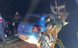 Bartın’da otomobil ve kamyon kazasında 5 genç can verdi