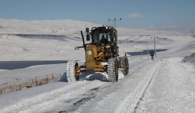 Kardan kapanan 119 yerleşim yerinin yolu ulaşıma açıldı