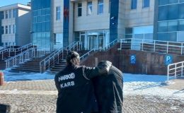 Kars’ta otobüs yolcusunda metamfetamin yakalandı