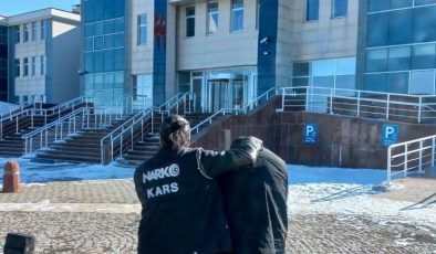 Kars’ta otobüs yolcusunda metamfetamin yakalandı