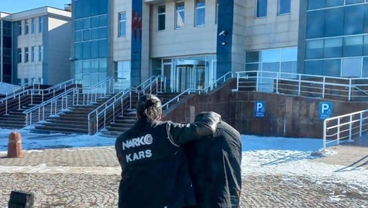 Kars’ta otobüs yolcusunda metamfetamin yakalandı