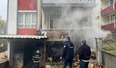 Klima yangını mahallede paniğe neden oldu