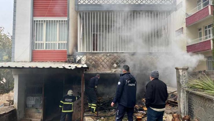Klima yangını mahallede paniğe neden oldu