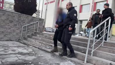 Komşusunu boynundan bıçaklı ağır yaralayan zanlı tutuklandı