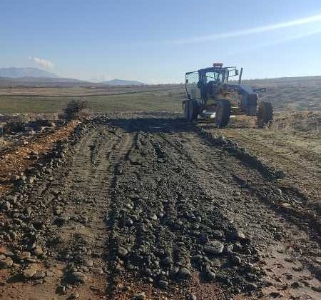 Kulp’ta stabilize yol çalışmaları hız kesmeden sürüyor