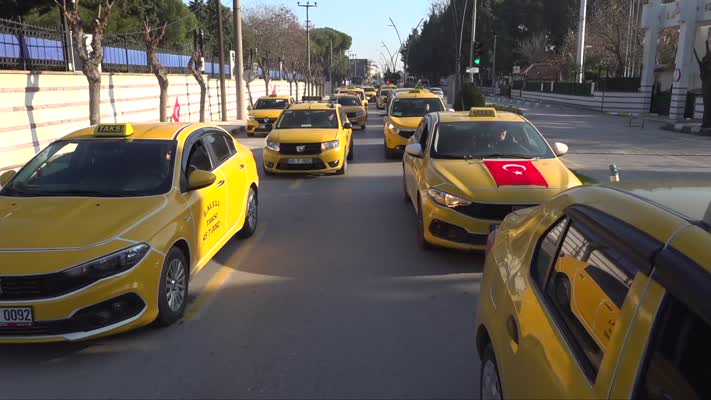 Manisalı taksicilerden saldırıya uğrayan şoföre destek konvoyu