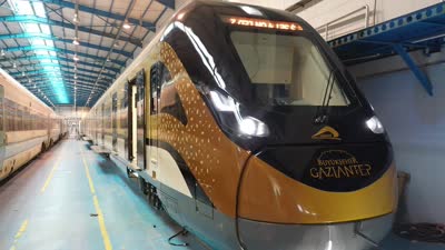 Milli banliyö tren seti Gaziray ile yola çıkıyor