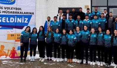 Munzur Üniversitesi kadın voleybol takımı Ünilig’de 3’üncü oldu