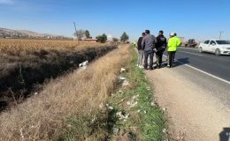 Şanlıurfa’da sulama kanalına devrilen araçta 5 kişi yaralandı