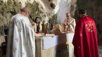 St. Pierre Kilisesi’nde Noel coşkusu yaşandı