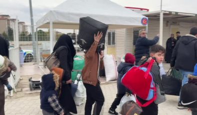 Türkiye’deki Suriyelilerin ülkelerine dönüşü sürüyor