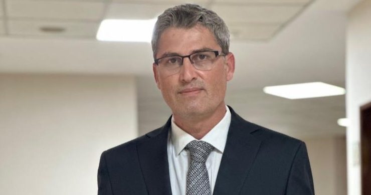 Uzmanlar çocuklarda skolyoz riskine karşı aileleri uyardı