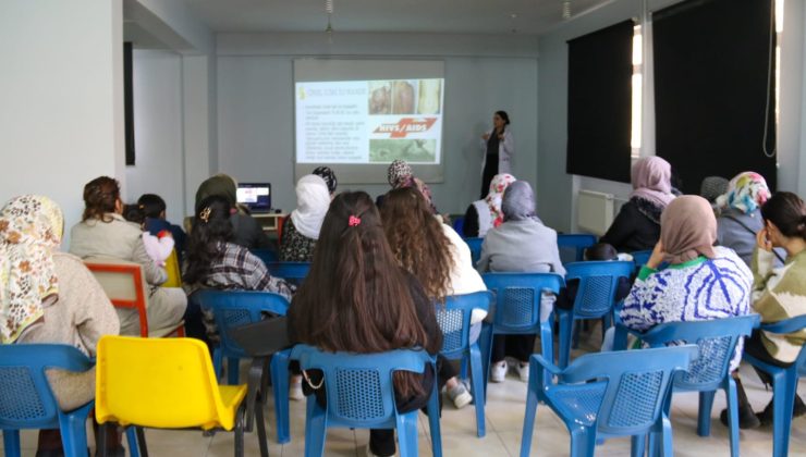 Kadınlar için HIV-AIDS’e karşı farkındalık semineri düzenlendi