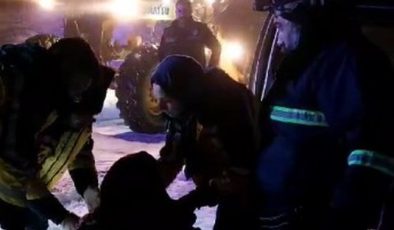 Yolu kardan kapalı köyde yüz felci mücadelesi