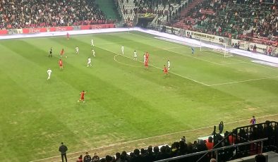 Derbinin Galibi Amedspor!