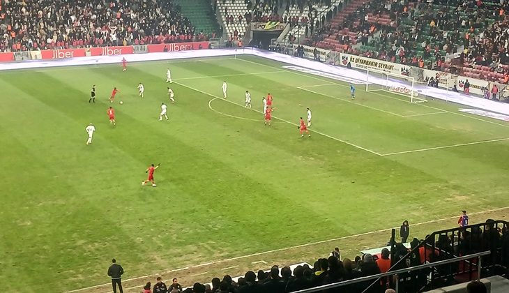 Derbinin Galibi Amedspor!