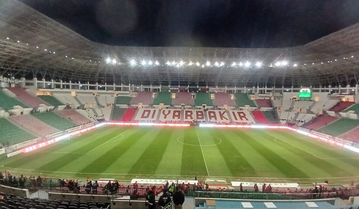 Güneydoğu Derbisi Başlıyor: Amedspor ve Şanlıurfaspor Karşı Karşıya
