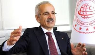 Bakan Uraloğlu: “Toplam 628 adet makine ve ekipmanını karayollarına kazandırdık”