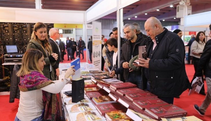 Belediye’nin Kitap Fuarı’nda açtığı stant yoğun ilgi görüyor