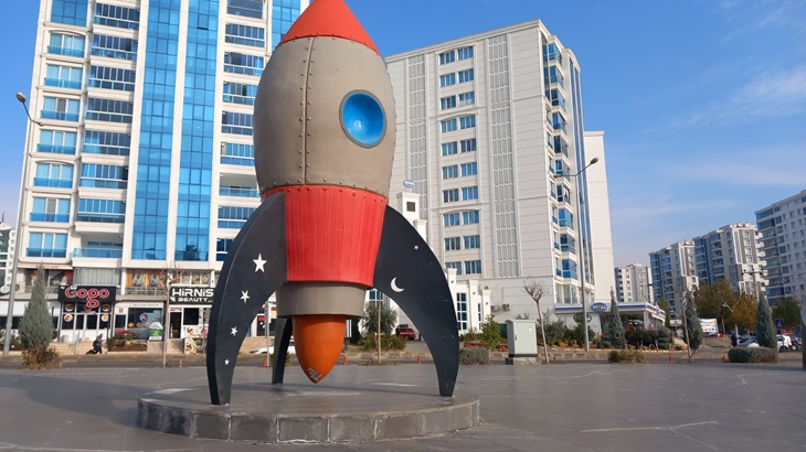 Bilim parkı donatısı ile dikkat çekiyor