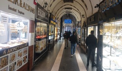 Kuyumcularda Yılbaşı Hareketliliği: Vatandaşlar Altına Koştu