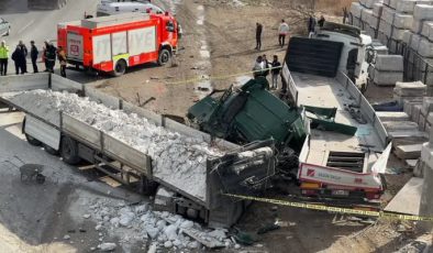 Lastiği patlayan tır karşı şeride geçti: 1 ölü, 1 yaralı