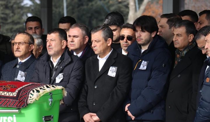 CHP Genel Başkanı Özel, Malatya’da cenaze törenine katıldı