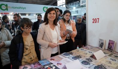 Eş Başkan Serra Bucak, imza günü etkinliğine katıldı