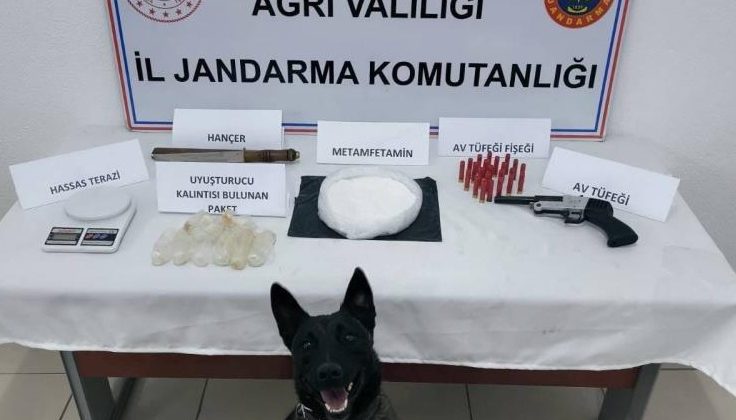 Şüpheli hareketleri ele verdi