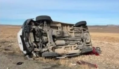 Van’da minibüs takla attı: 1 ölü, 4 yaralı