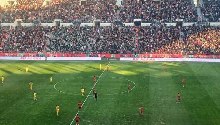 Amedspor, Ankaragücü’ne karşı ilk yarıda gol bulamadı