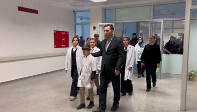 Ağrı’da başarılı öğrenciler bir günlüğüne hayallerindeki mesleği yaşadı