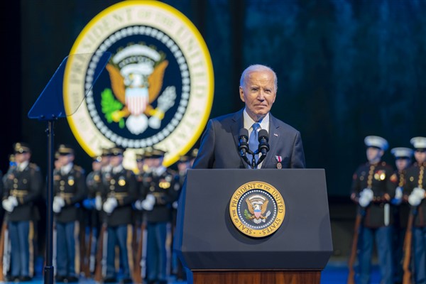 Biden: Ordumuz güven ve gücü dünyaya gösterdi