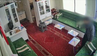 Şanlıurfa’da cami hırsızlığı: Güvenlik kameraları anbean kaydetti