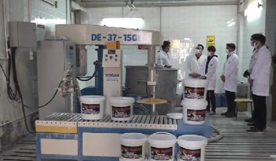 Depremzede öğrencilerin ürettiği boyalar eğitim kurumlarını renklendiriyor