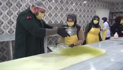 Depremzede kadın tatlılarıyla 20 şubelik bir marka yarattı