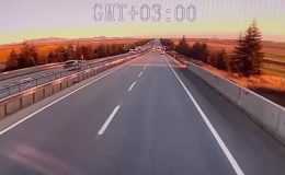 Ters yöne giren araç kazaya neden oldu: 1 ölü, 4 yaralı