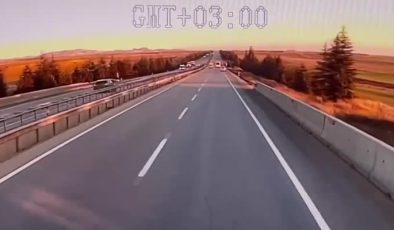 Ters yöne giren araç kazaya neden oldu: 1 ölü, 4 yaralı