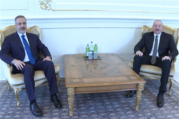 Fidan ve Aliyev, Bakü’de bir araya geldi
