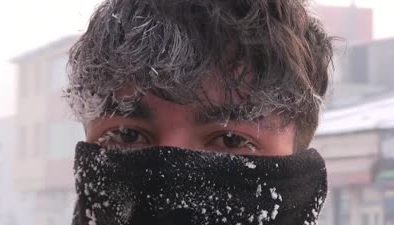 Göle’de soğuk hava: Kaşlar ve kirpikler buz tuttu