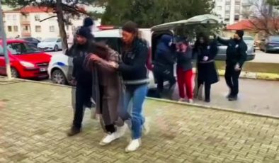 Güvenlik kamerası sayesinde yakalanan 2 hırsızlık zanlısı tutuklandı
